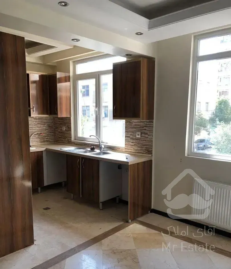 واحد نقلی ۴۸متر تک خواب فول روبه آفتاب