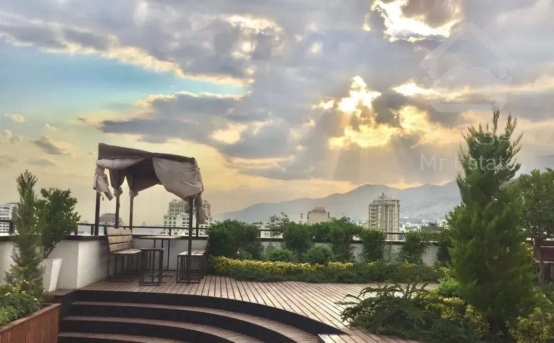 220 متر نوساز / تکواحدی / فول امکانات