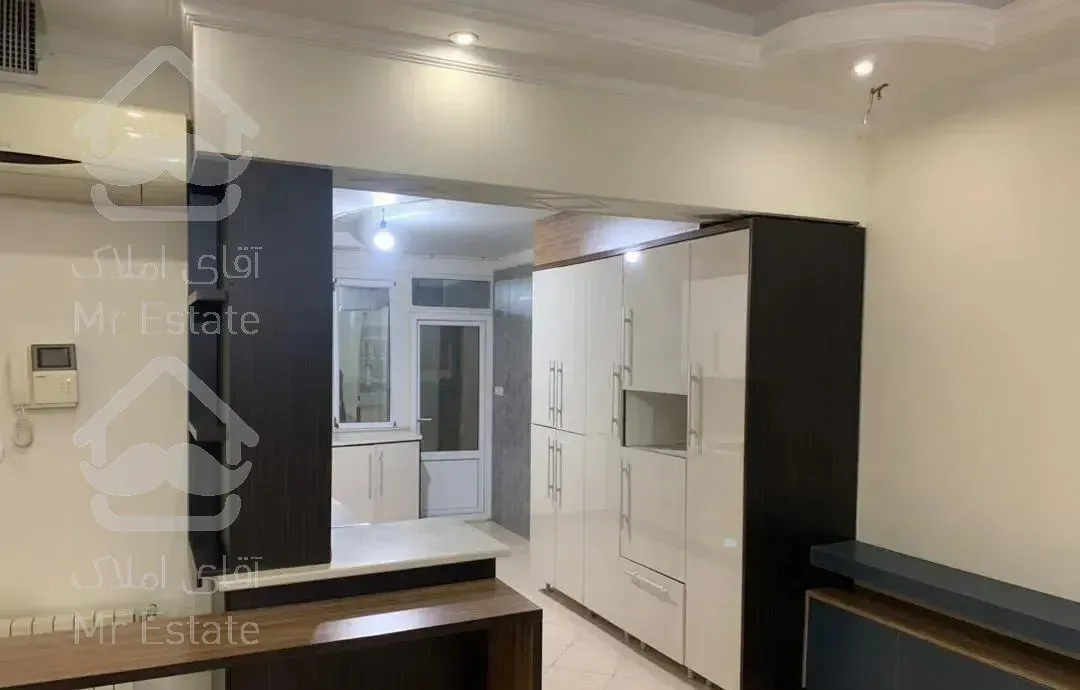 ۱۳۲متر دو خواب ( لویزان ) خارج از بافت