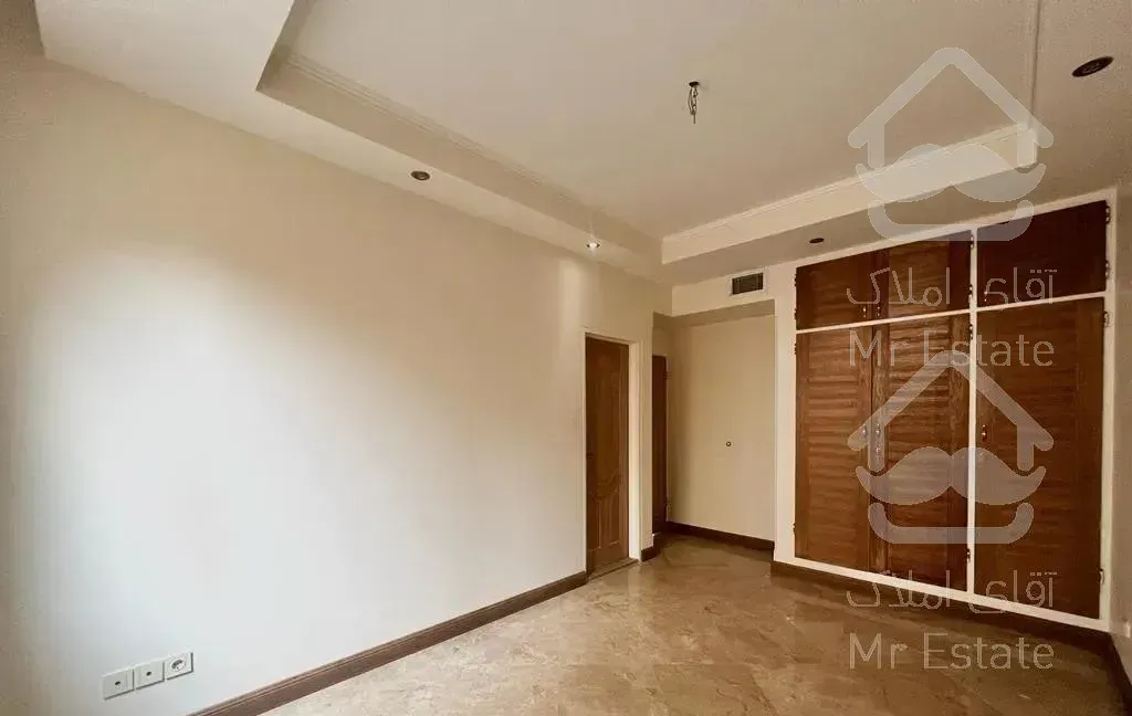 147متر،3خوابه،ساقدوش