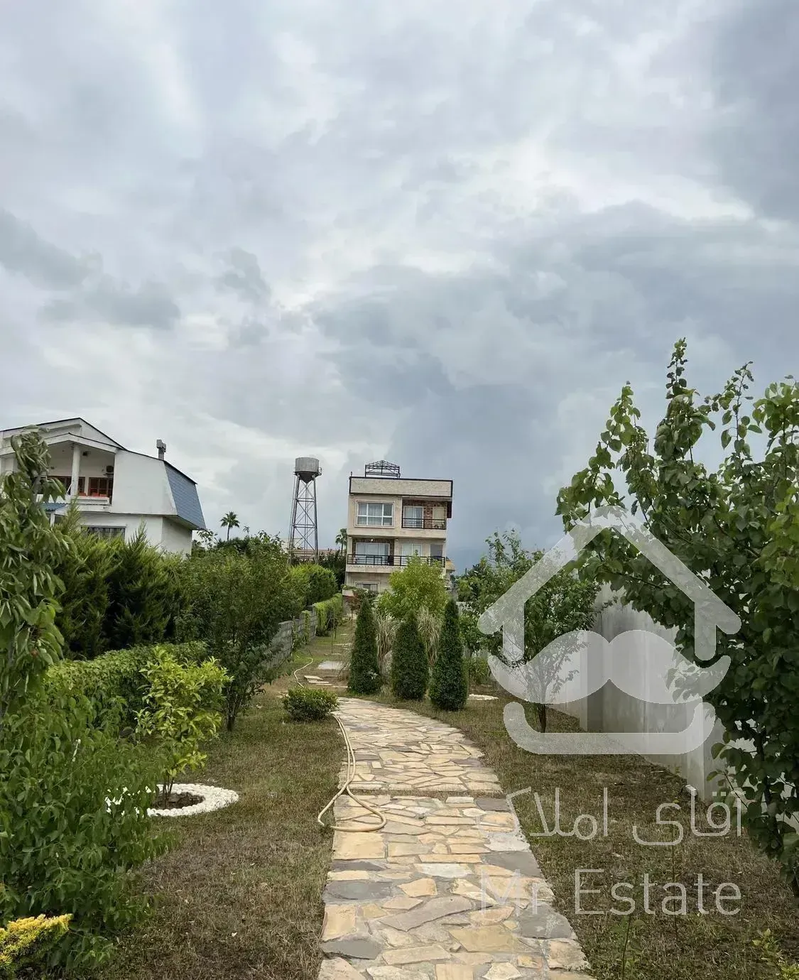 ویلا باغی دوبلکس سه خواب روبه دریا اختصاصی