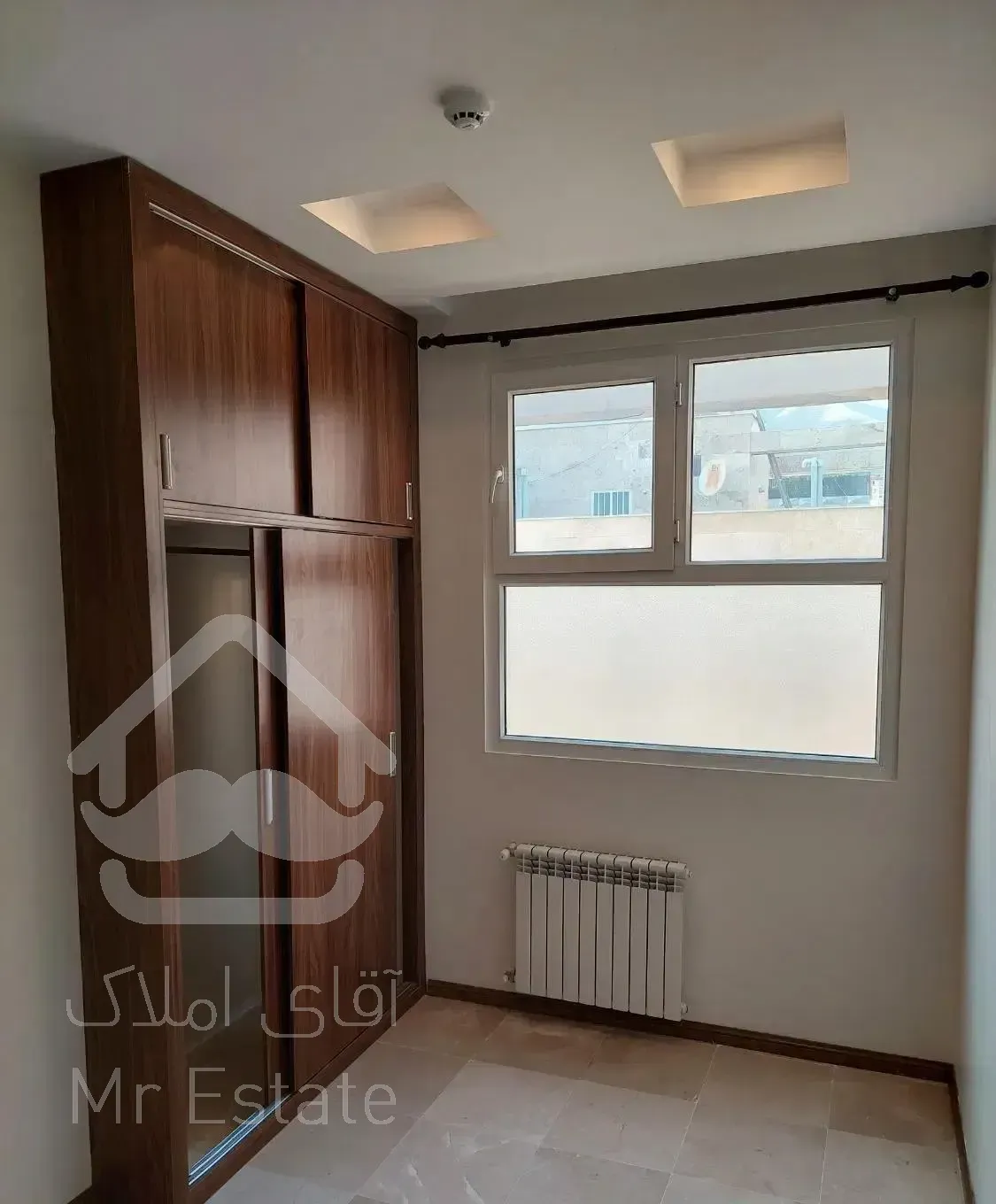 ۱۰۰ متر / نوساز / خطی رو به افتاب/ شاهین شمالی