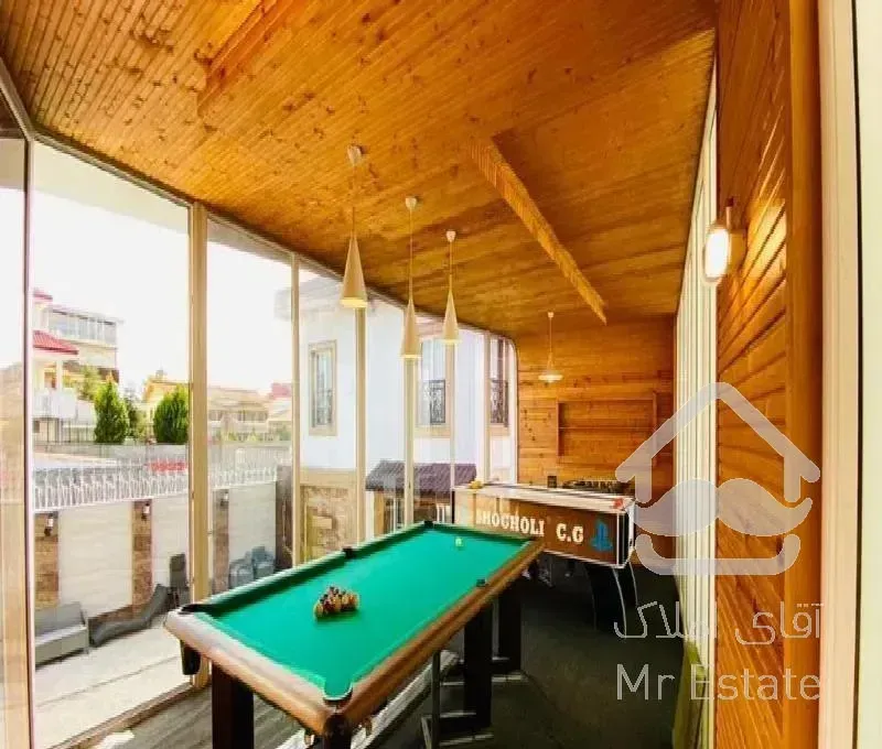 فروش ویلا ساحلی‌ استخردار  ویو دریا