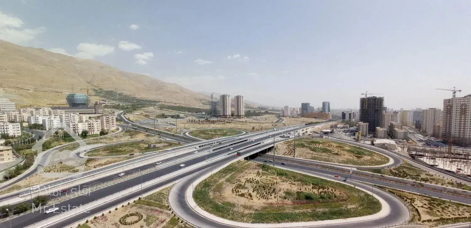 برج باغ آسمان ۱۱ /ویو کوهستان /۲ بالکن