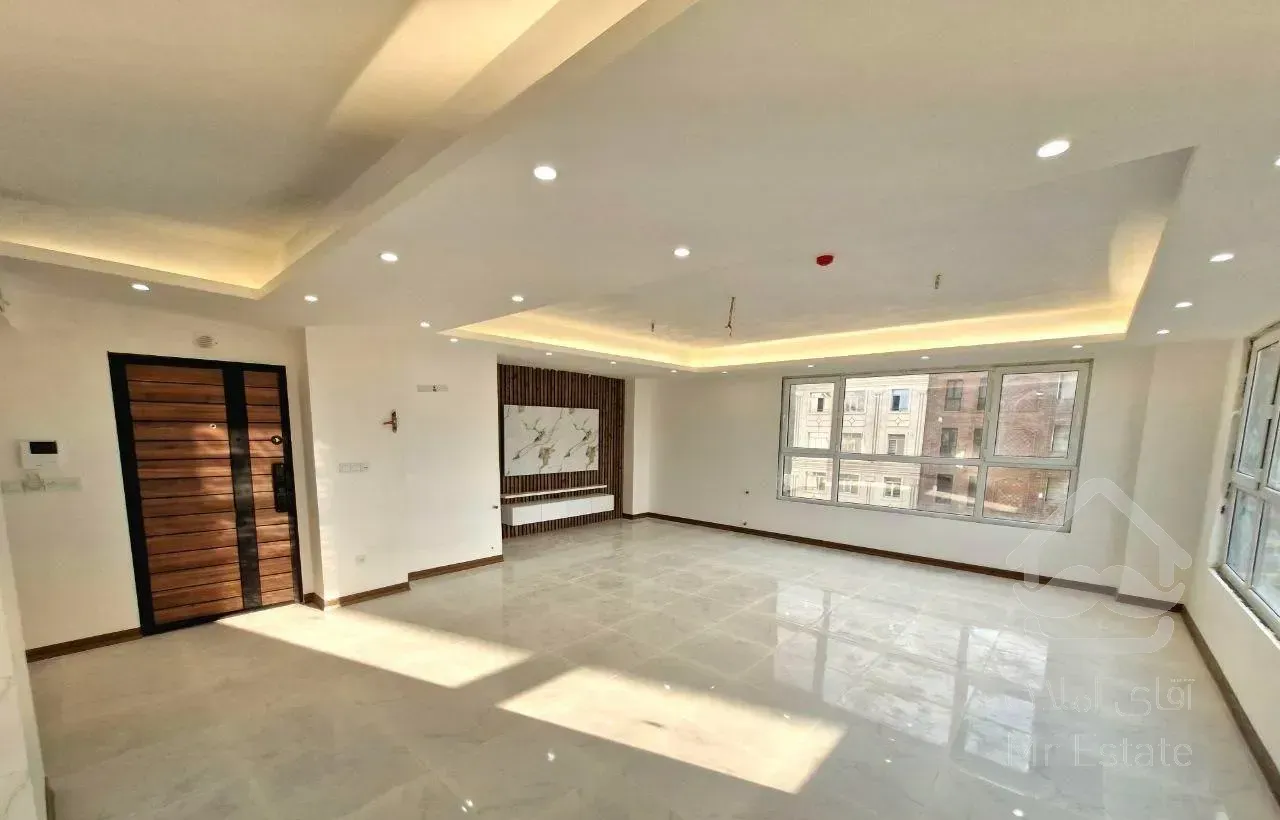 فروش  واحدهای ۲۸۵ متری فوق لاکچری /۴ خواب/خ حامدی