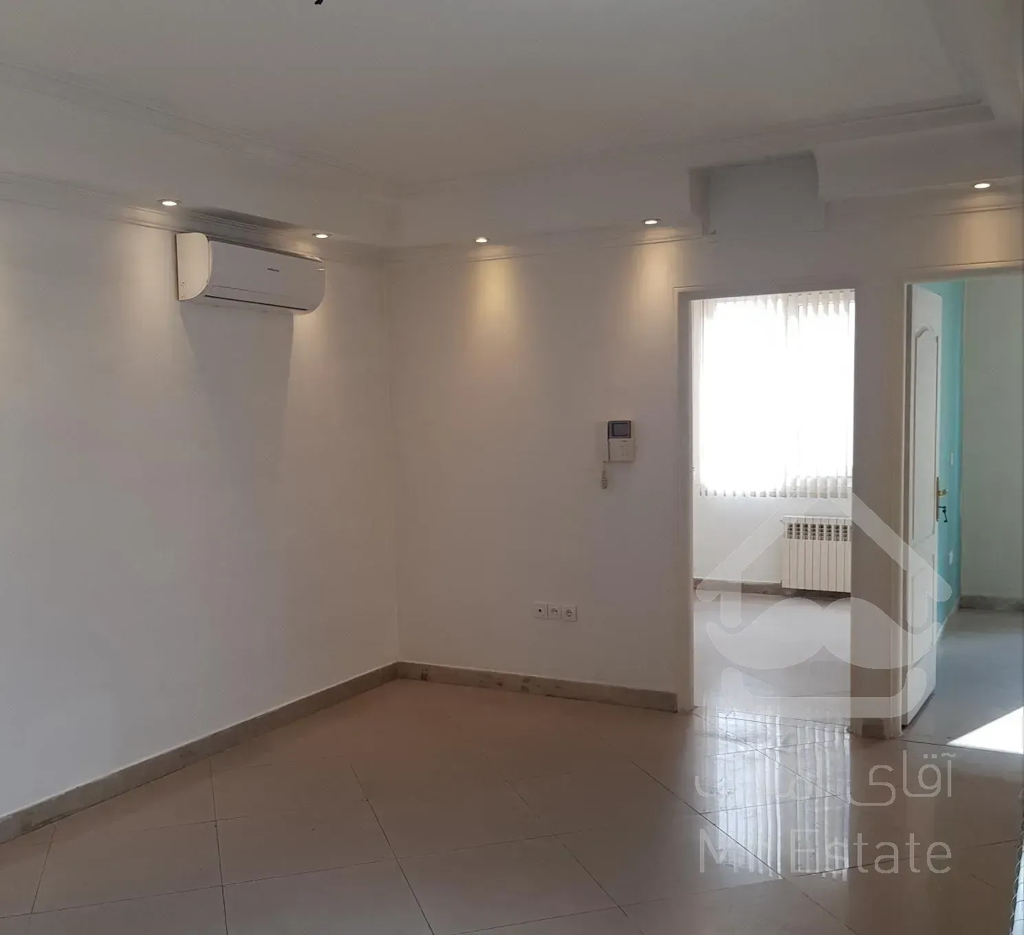 ۲ خ موقعیت اداری برشریعتی ۵۵ متر