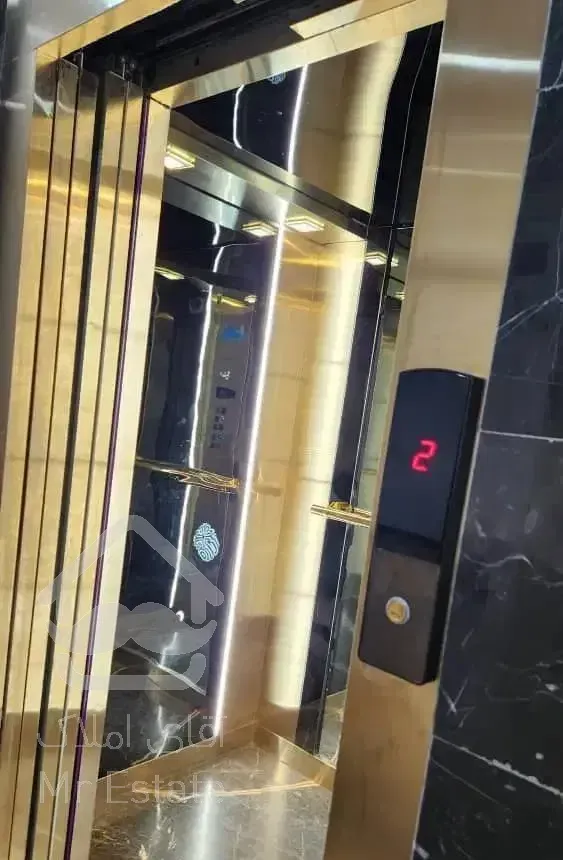 ۸۵ متر لاکچری جلو