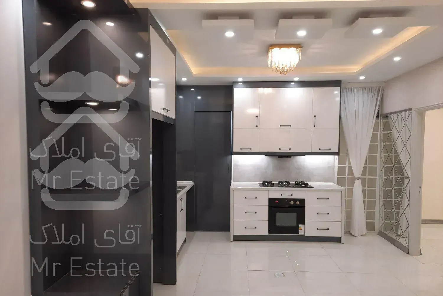 ۱۳۰مترآپارتمان۳خواب صفر کلید نخورده اقبال لاهوری