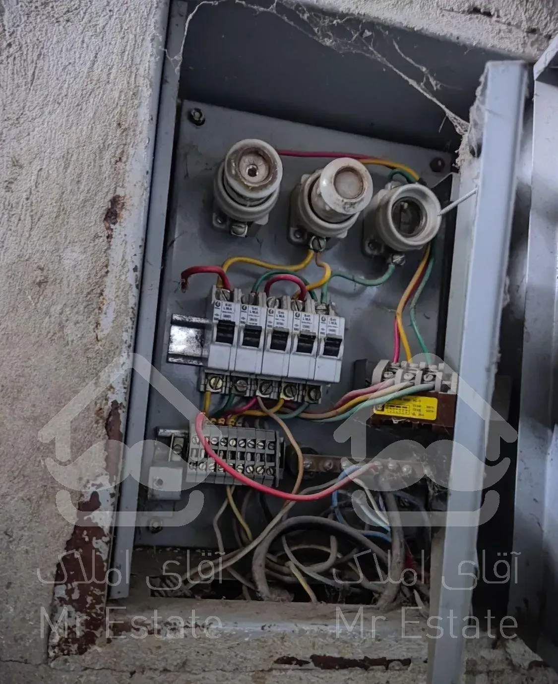 برقکار اتصالی دربازکن آیفون لوستر پنکه کلید پریز