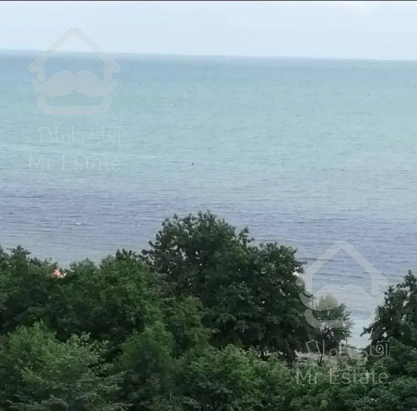 آپارتمان شهرکی با ساحل اختصاصی