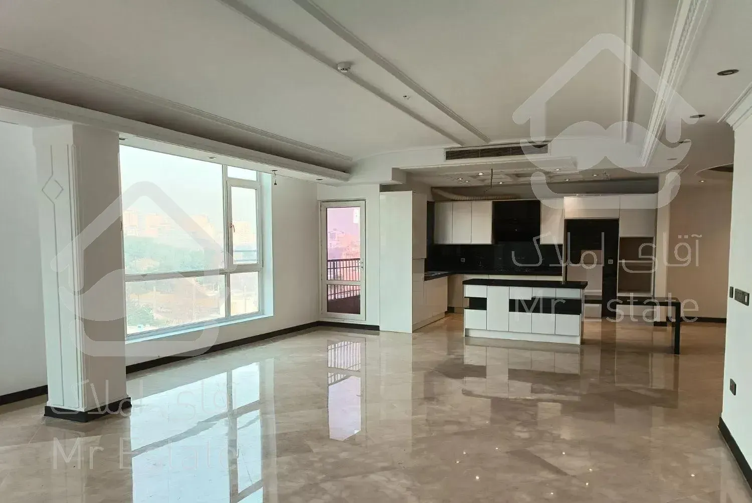 اوین ، ۲۱۰ متری تکواحدی دو جهت نور