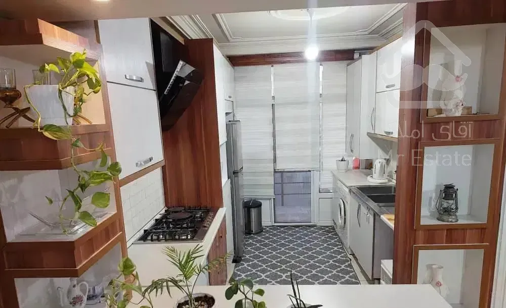 *فروش آپارتمان 94 متری* دو خوابه * تاپ لوکیشن*