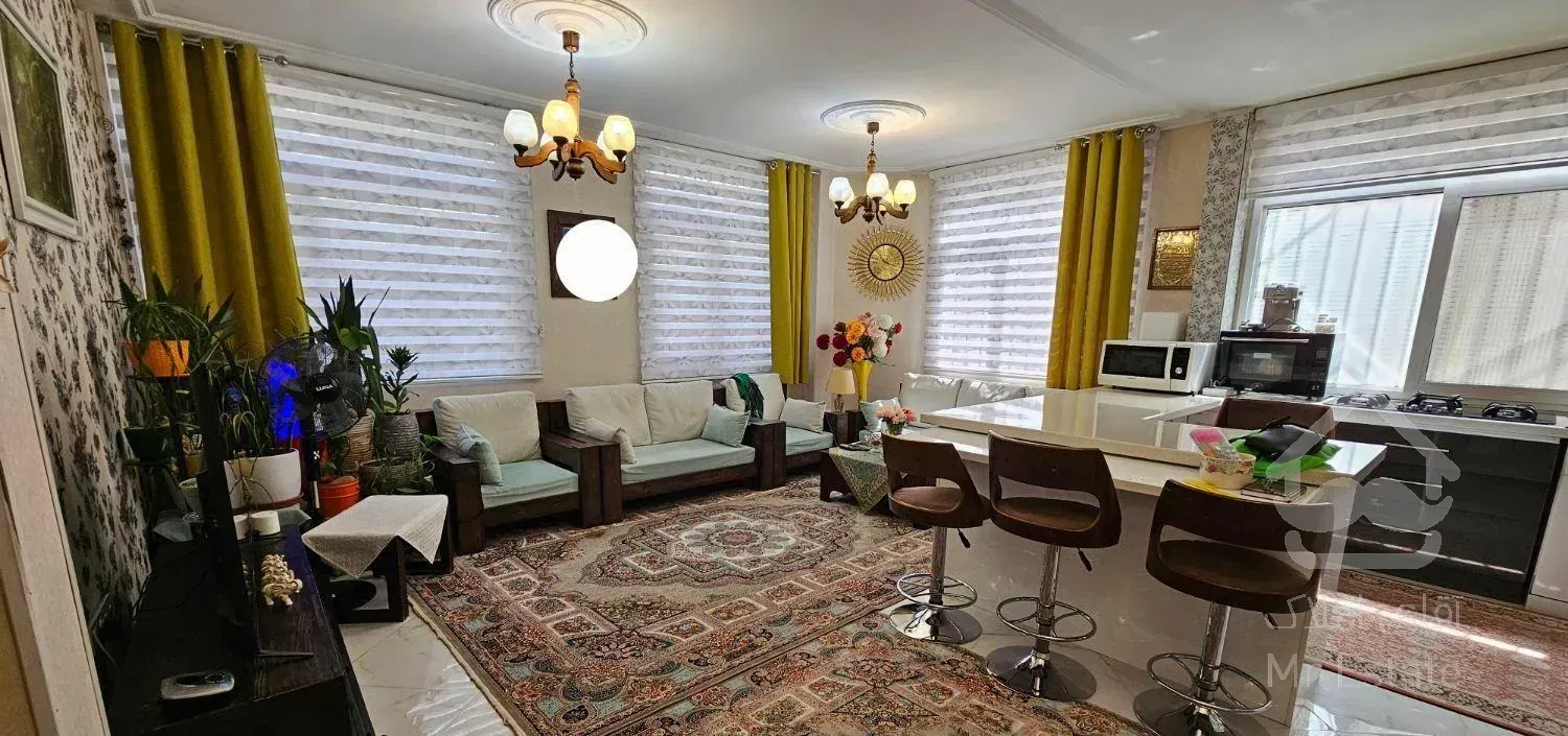 فروش آپارتمان ۸۱ متری ۲ خوابه همکف در بهارستان