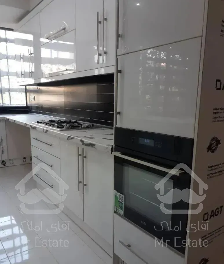 آپارتمان۱۴۰ متری سه خواب