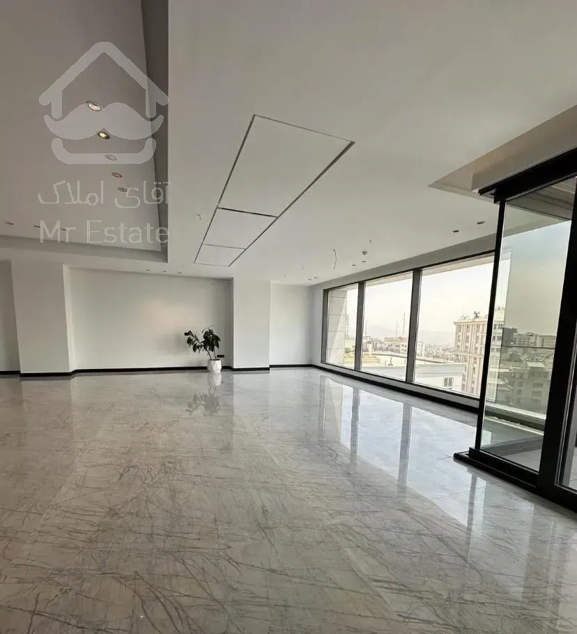 بلوار سجاد آپارتمان ۴۲۰ متر ( ویو باغ حقیقی )