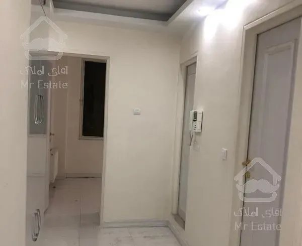 55متر 1خوابه تمیز بازسازی شده طوقانی((تخلیه))