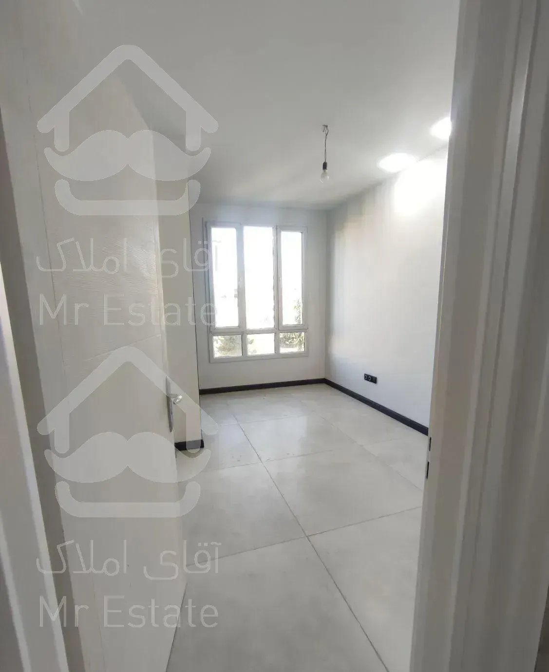 پایین ولنجک ۱۱۵ متر تاپ لوکیشن