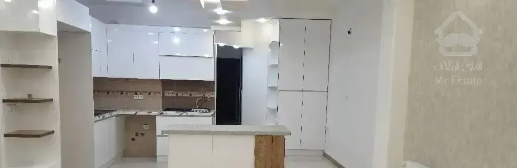 رهن و اجاره واحدصدمتری،طبقه اول،کریم آباد