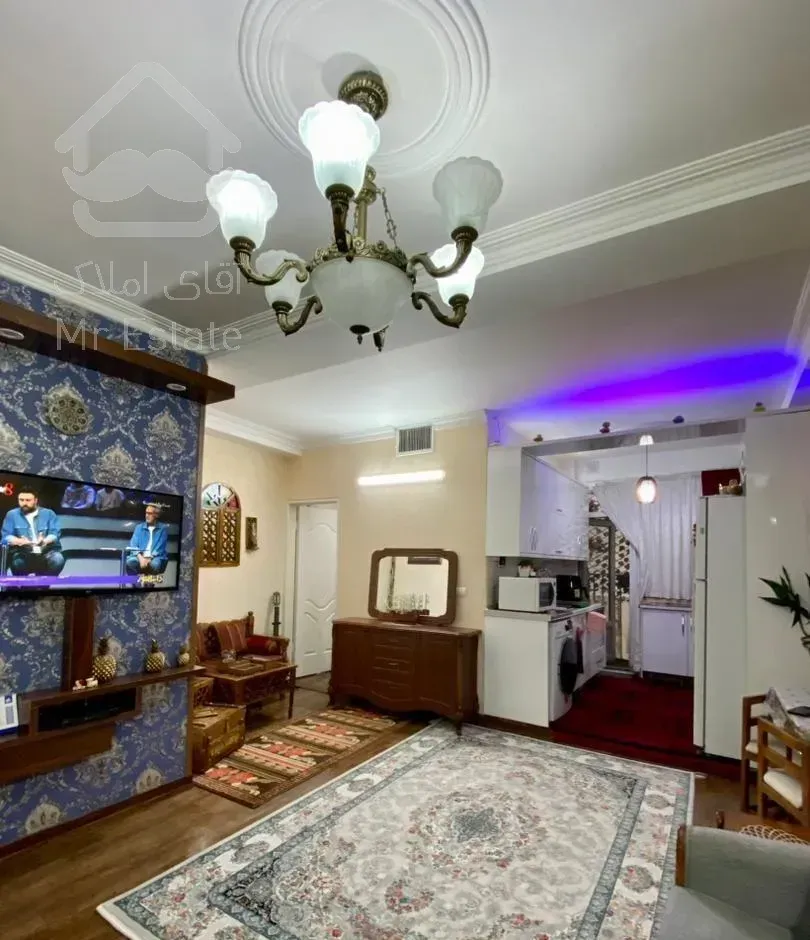 ۳۶ متری با اسانسور/دانشگاه شریف