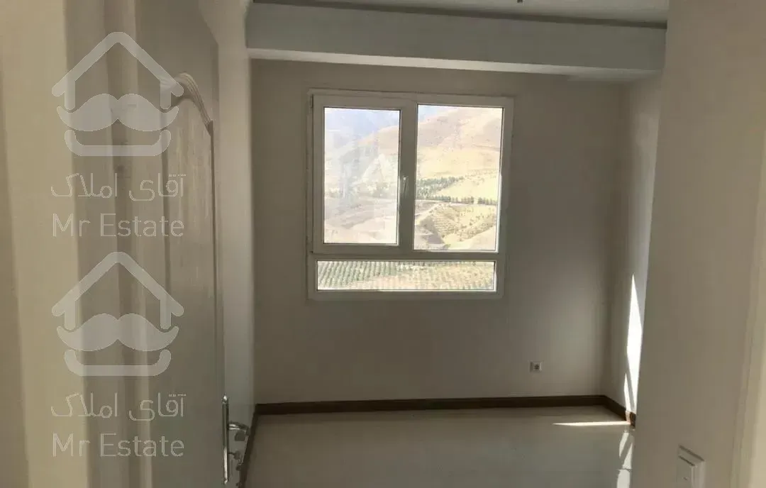 آپارتمان ۱۰۸ متری ، ۲ خوابه ، طبقه ۲۳ ، ویو دار