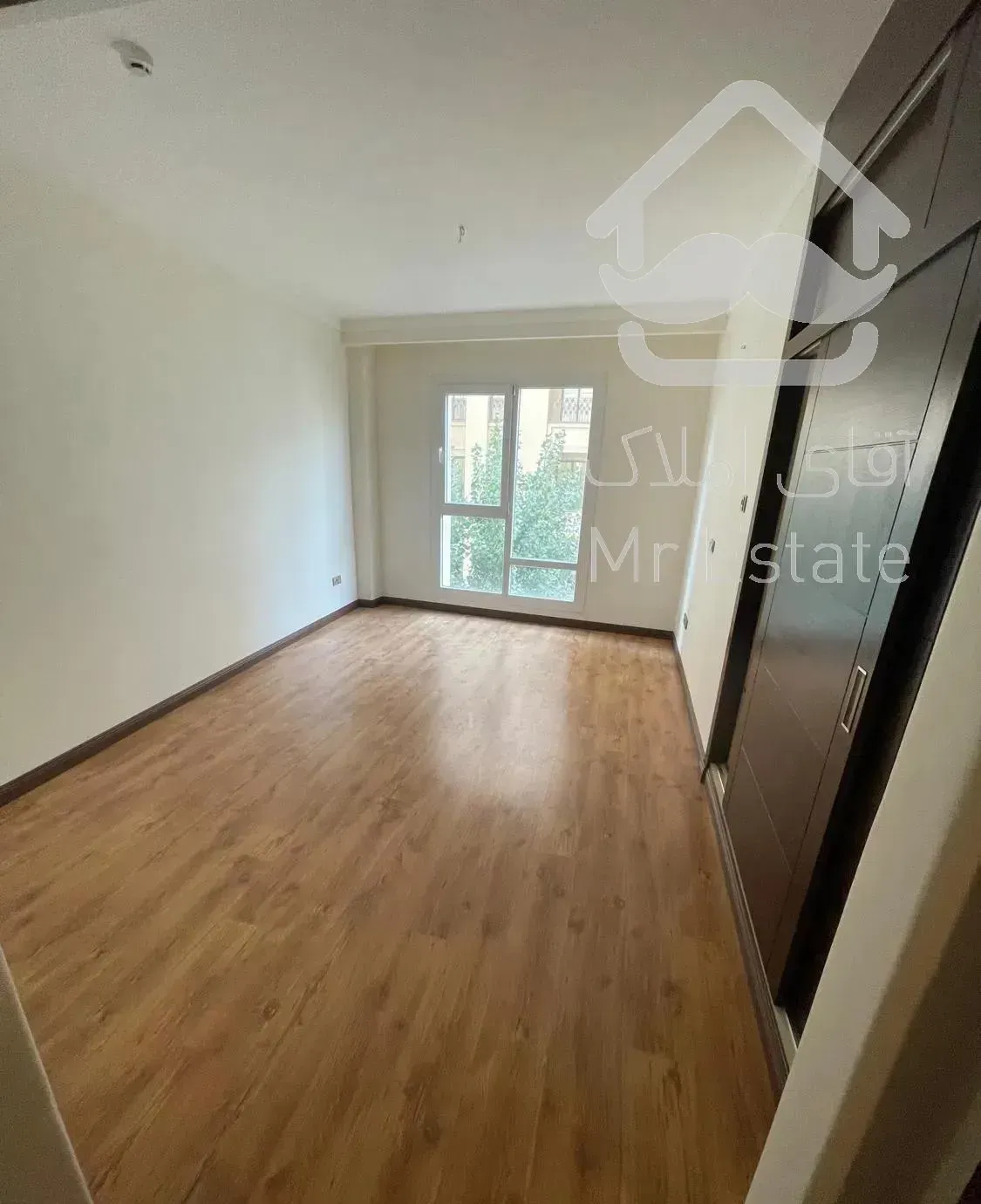 احتشامیه / ۱۵۵ متر / فول / غرق نور