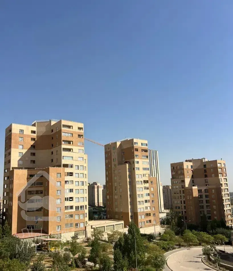 منطقه۲۲ دریاچه چیتگر برج سما ۹۹مترشهرک شهید باقری