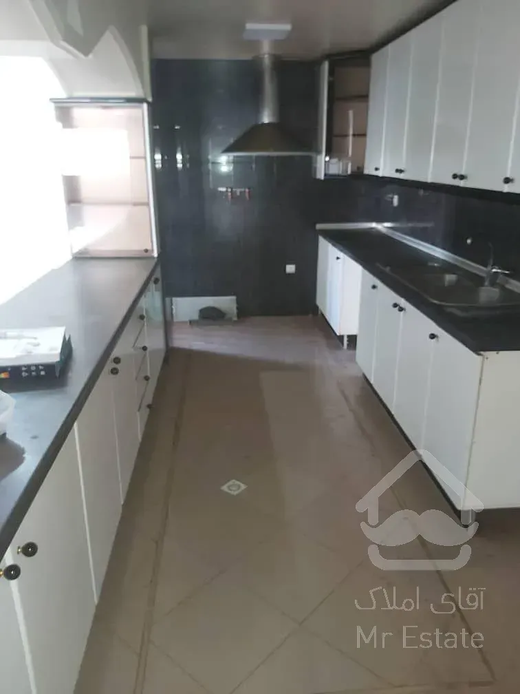 اجاره و رهن آپارتمان ولنجک 220  متر لوکس