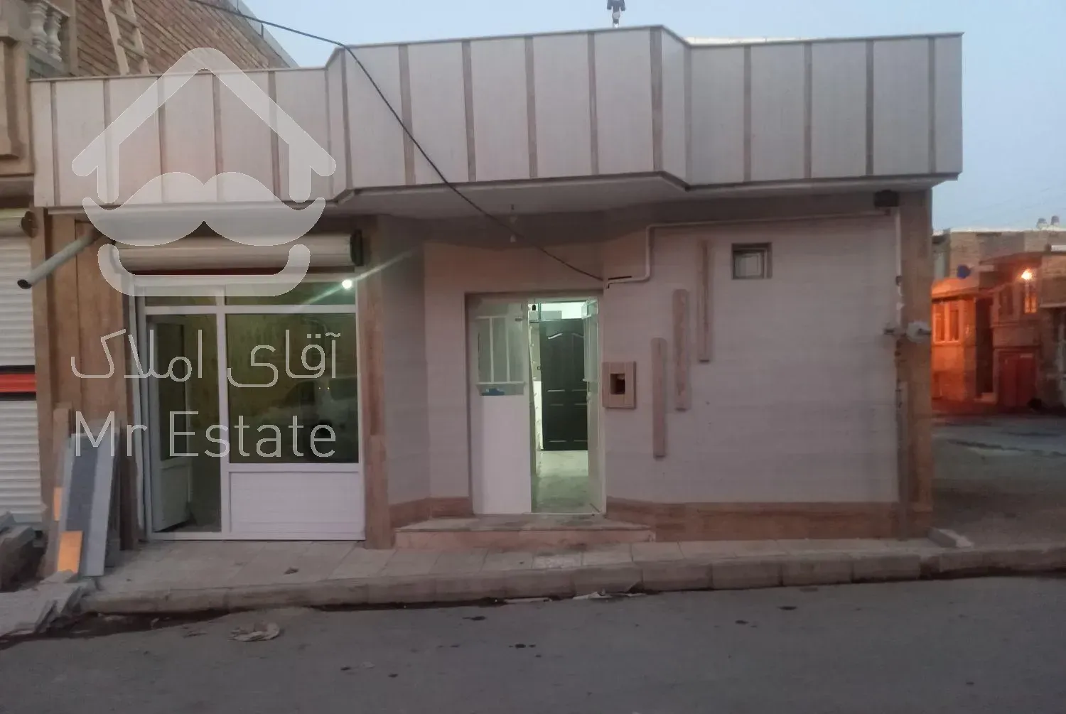 خونه نقلی مغازه دار شهرک شهریار