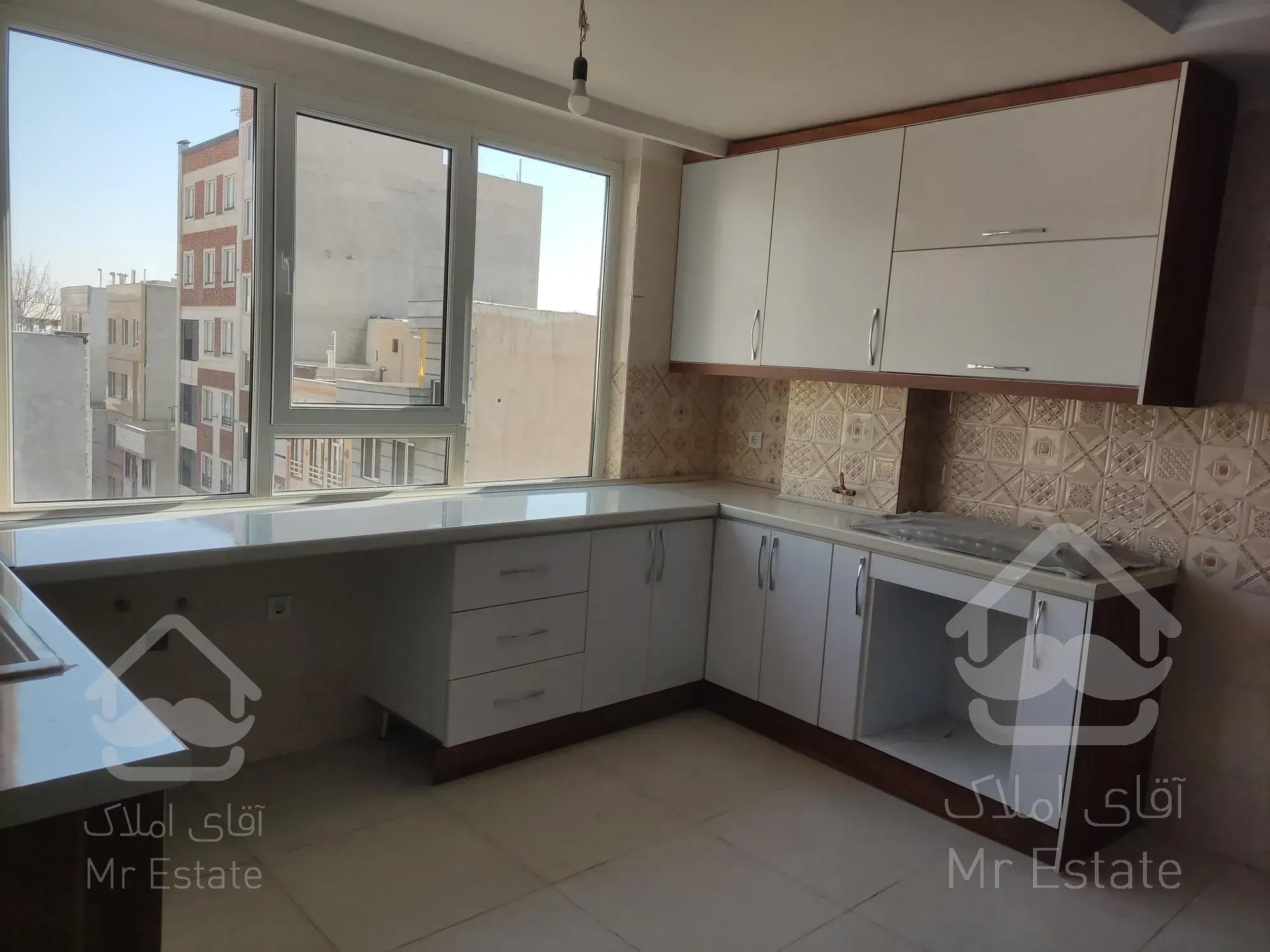 ۱۱۸متر/آزادی/فول/نوساز