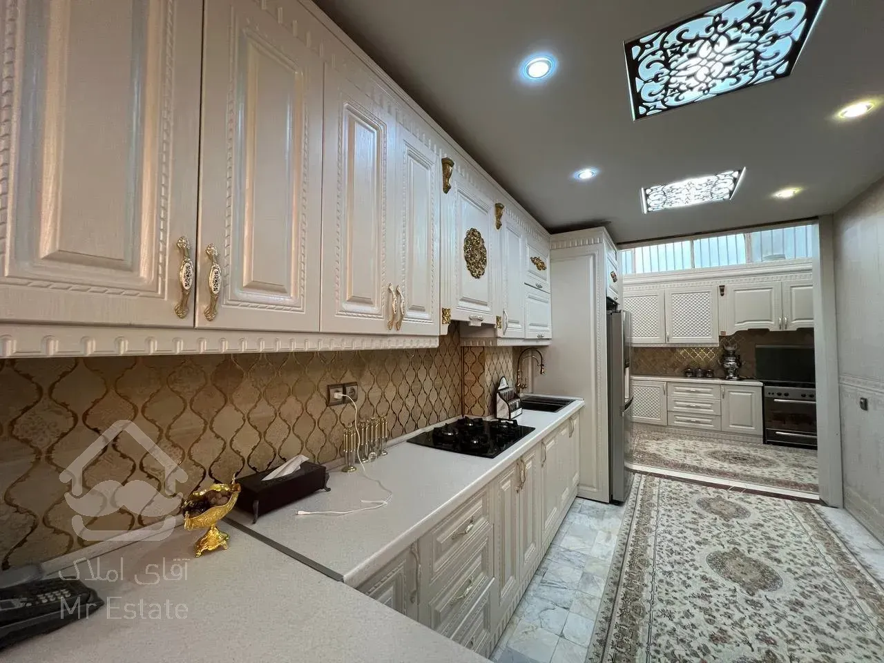 ۸۰متر۲خواب فول نور مستقیم