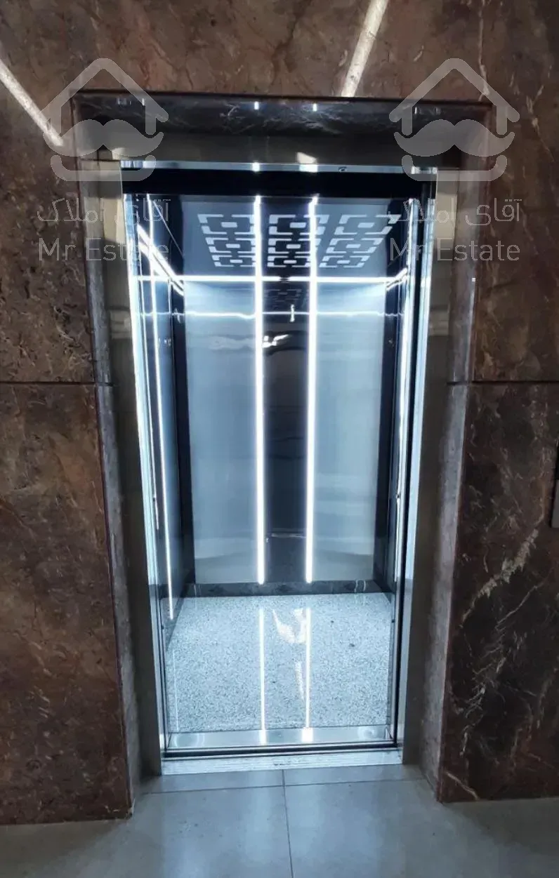 انواع آسانسور ، بالابر و پله برقی خارجی و ایرانی