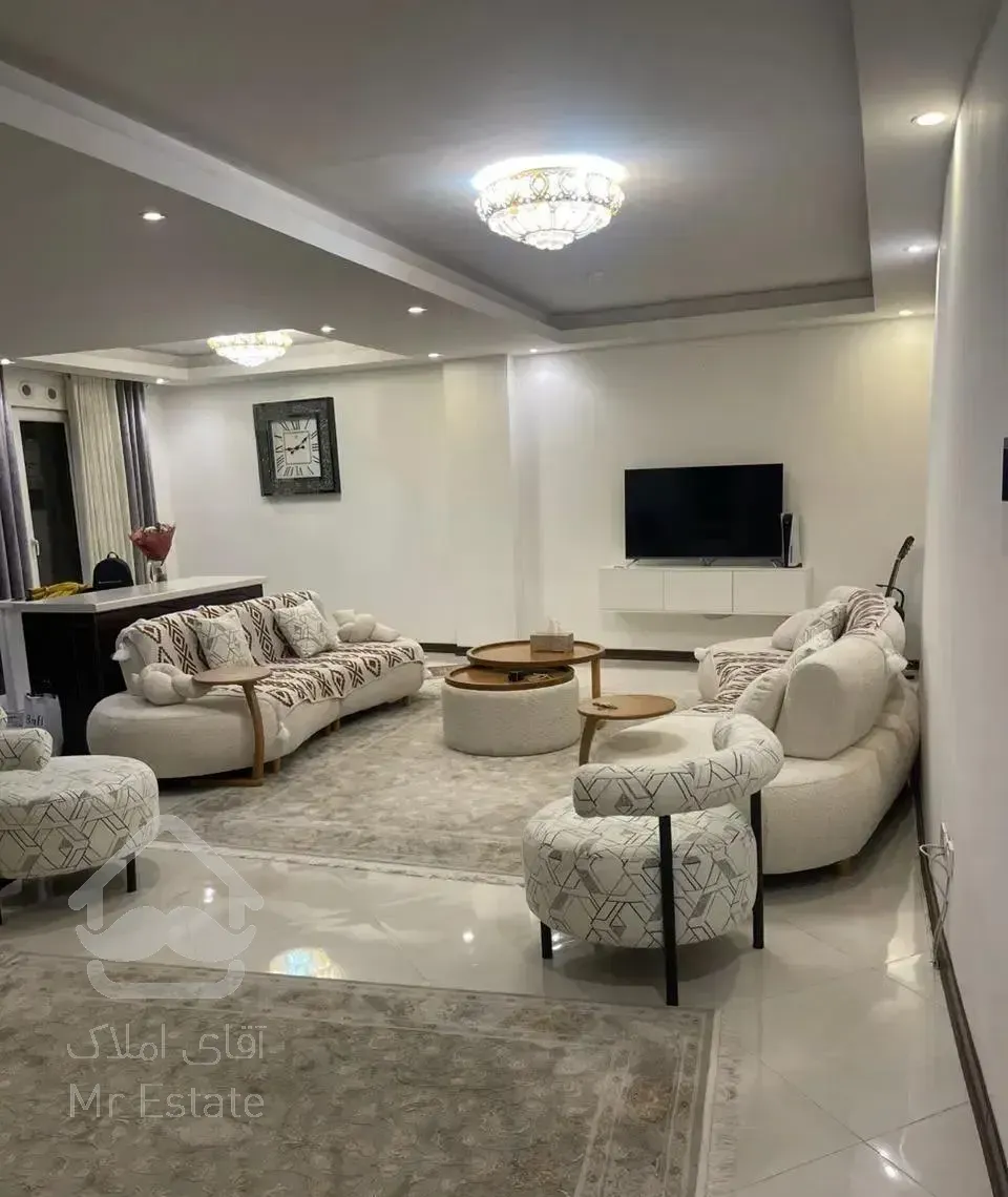 برج مجلل ۱۰۰ متر دو خواب طبقه ۱۱ فول امکانات