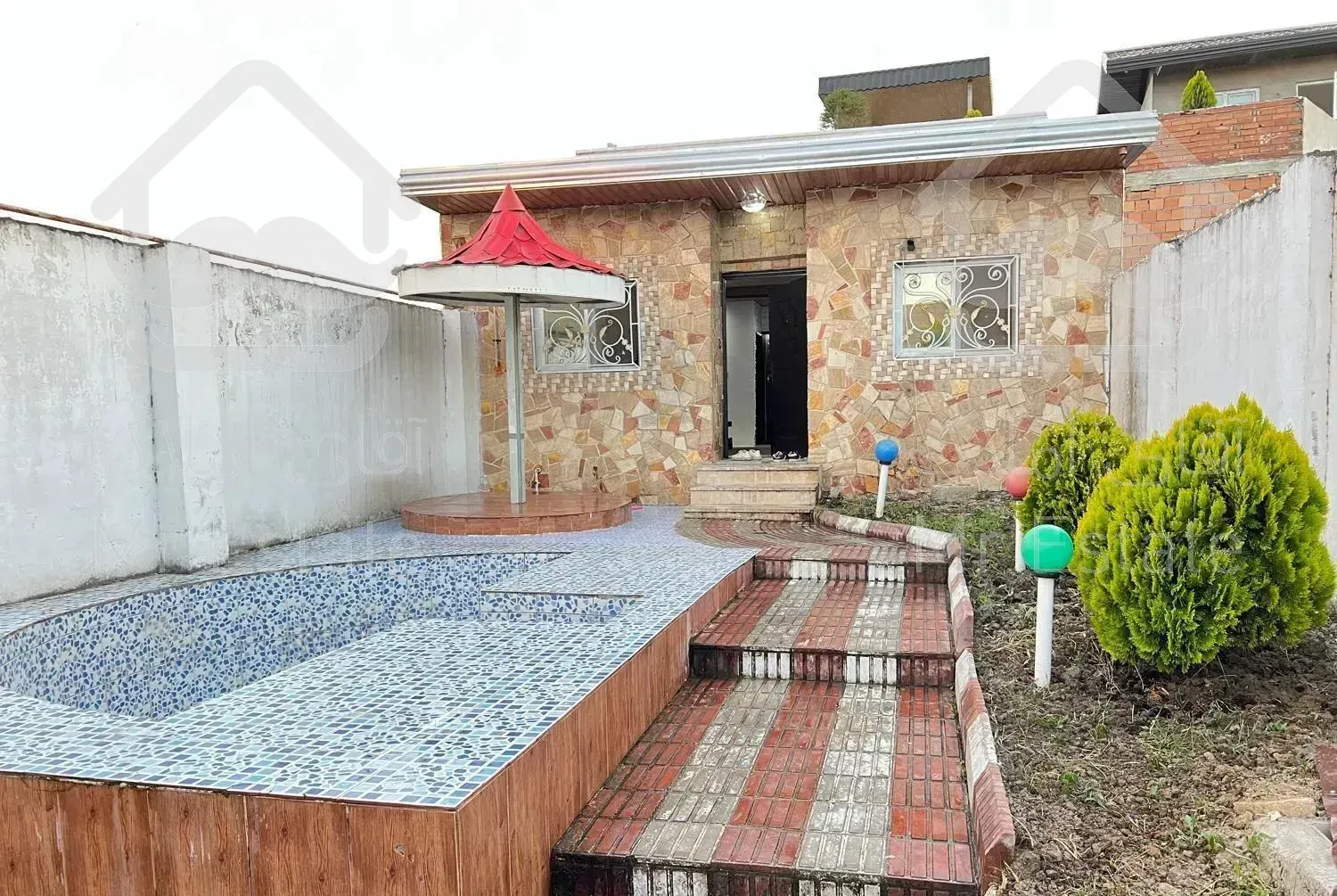 اجاره ویلا دربست حیاطدار دوخواب نزدیک دریا