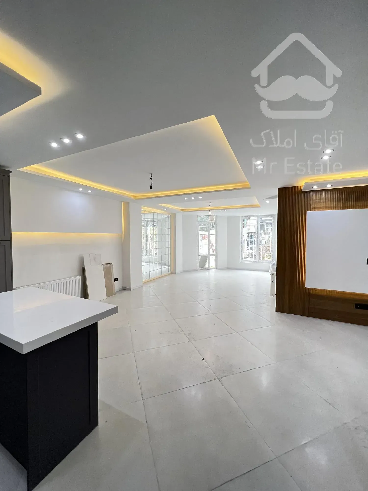 خرید آپارتمان ۱۰۴ متر پونک کمالی