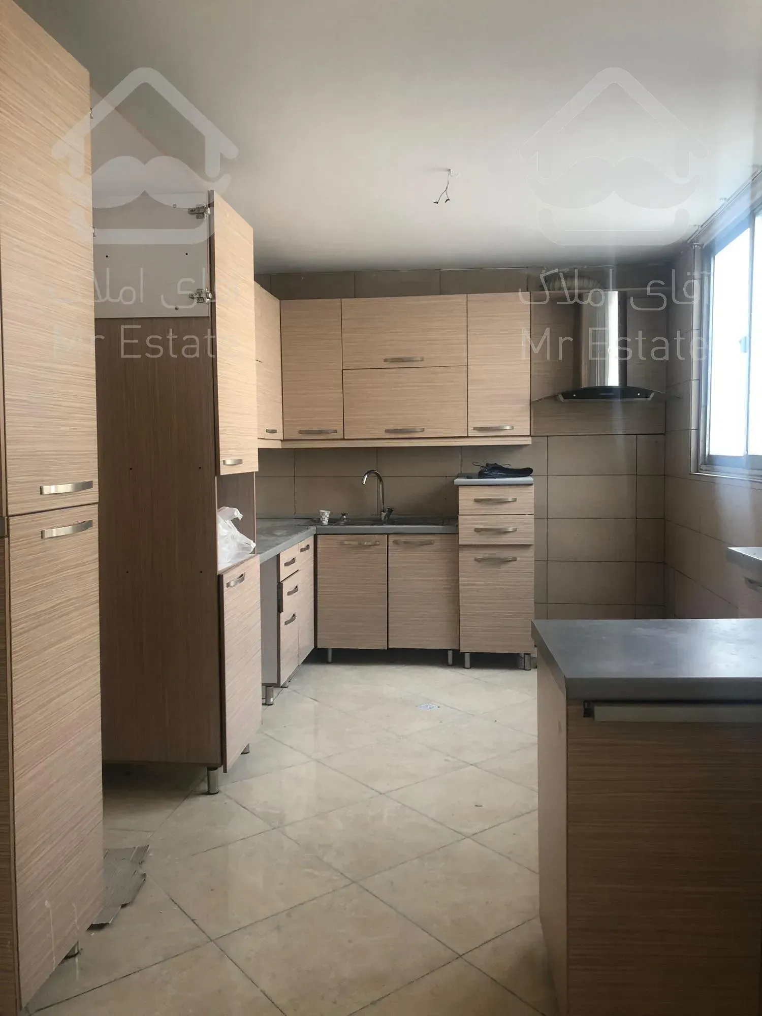 ۱۱۵ متر آپارتمان سه خواب میرداماد