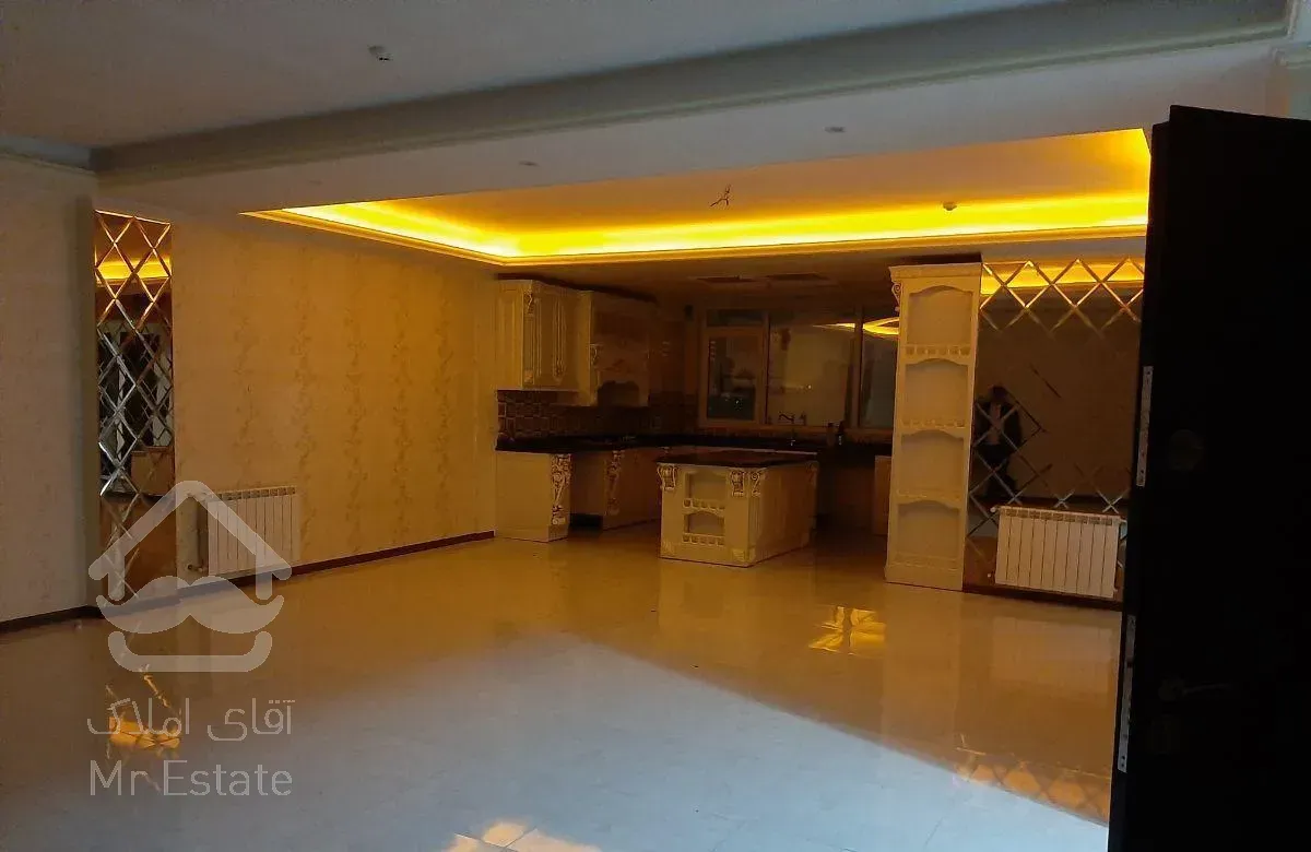 اپارتمان ۱۲۶مترشیک