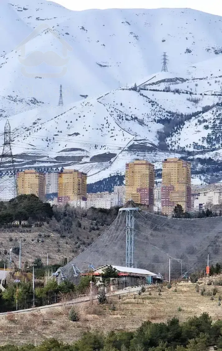 شهرک امید / ۲خواب۱۳۱متری/ فوق اکازیون