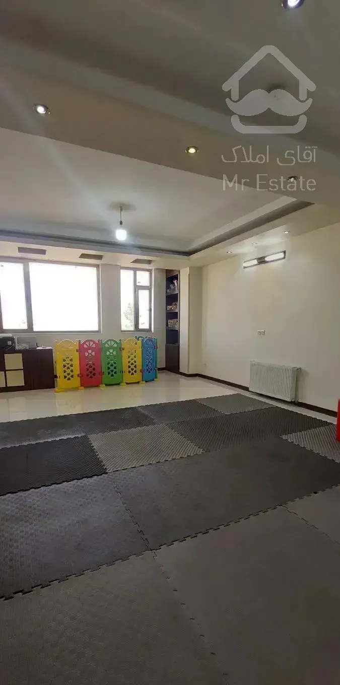 اجاره واحد اداری دو خواب ( صفاییه )