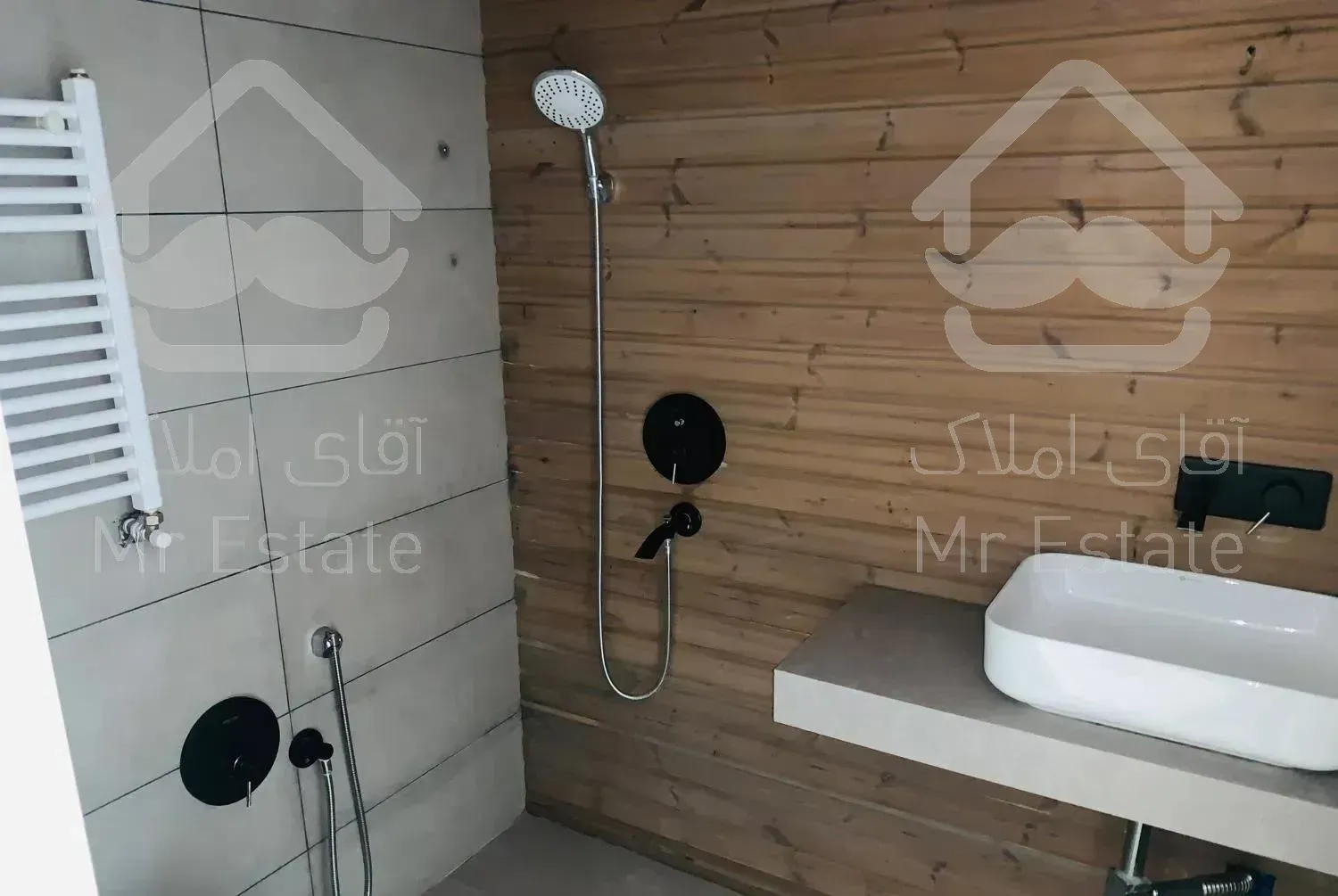 اپارتمان ۱۱۵ متر دو خواب نور گیر - شیک - تازه ساخت