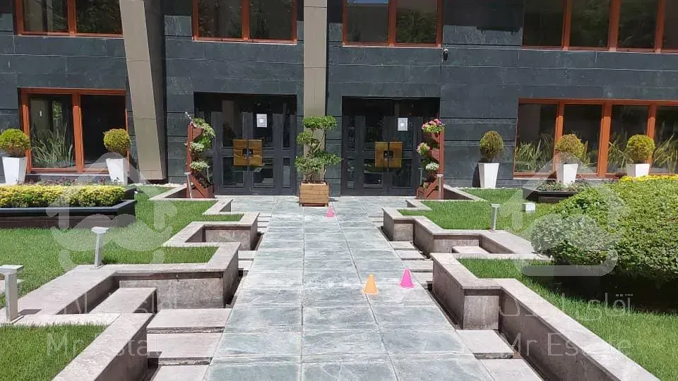 زعفرانیه/۲۳۲متر/۲پارکینگ سندی/مناسب سرمایه گذاری (راد)