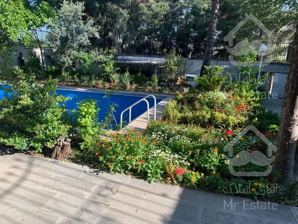 ويلا دربست شهرك غرب٦٥٠متر