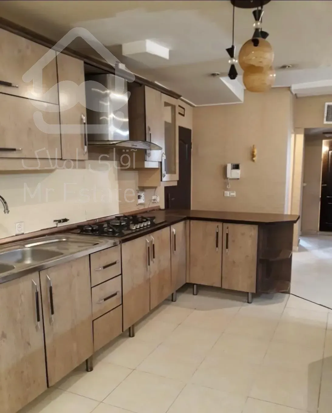 اپارتمان دوخوابه بلوار رسالت