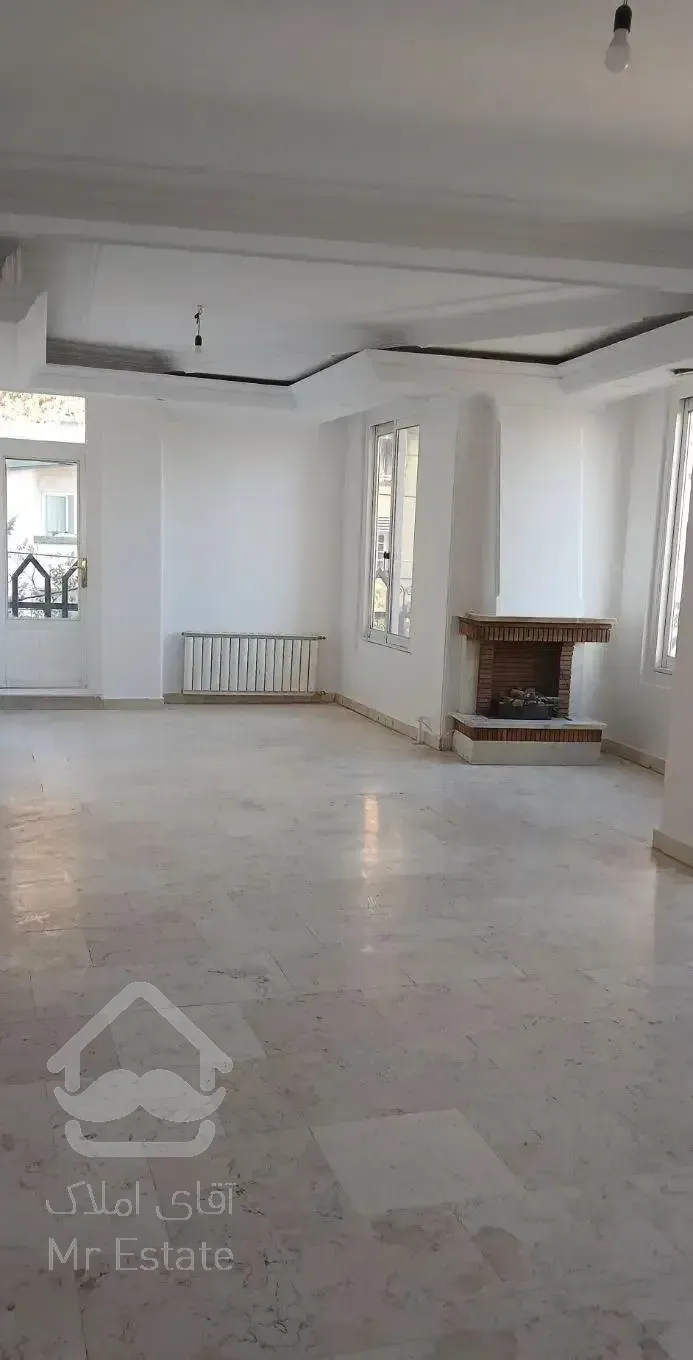 دربند  ۱۱۵ متر ۲ خواب/ تراس قابل چیدمان