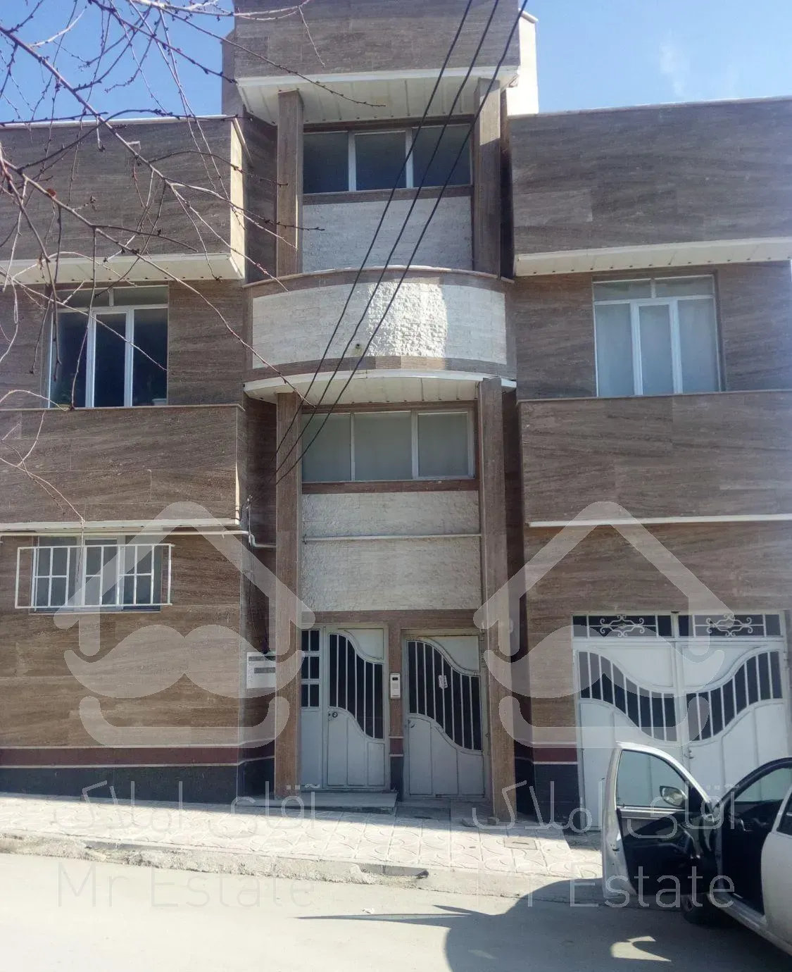 خانه سه طبقه مسکونی آبشناسان فروش و معاوضه