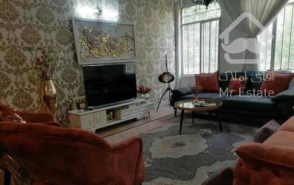 فروش آپارتمان ۱۰۰ متری با ۱۲۰ متر حیاط مستقل