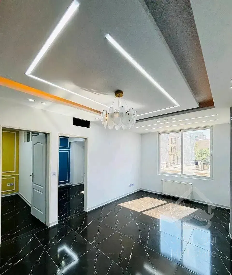 ملک۵۸متری/فول دیزاین/پکیچ/غرق نور/فول امکانات