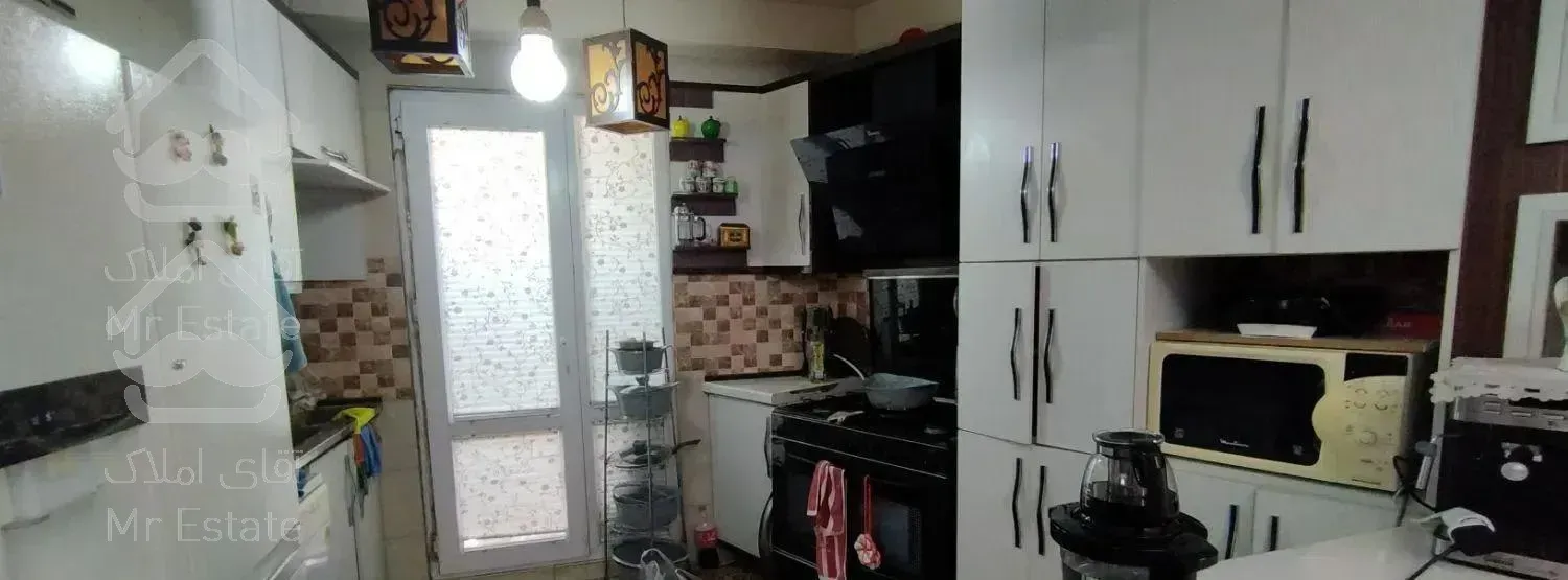 برج آفرینش 80متری