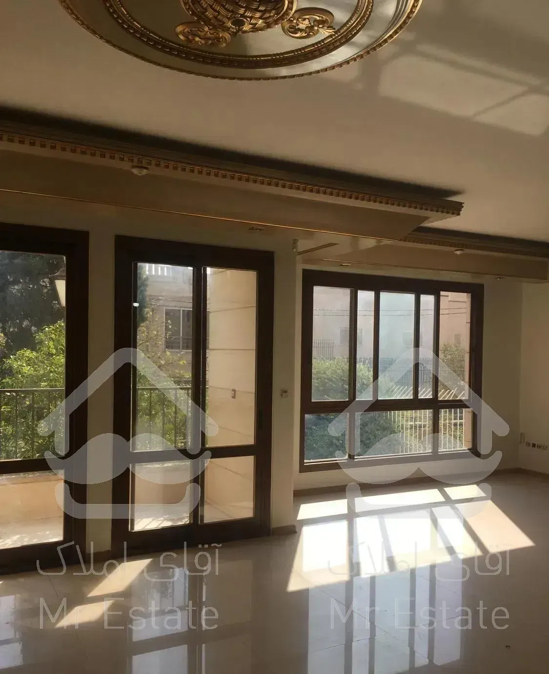 ۲۵۰ متری  پاسداران