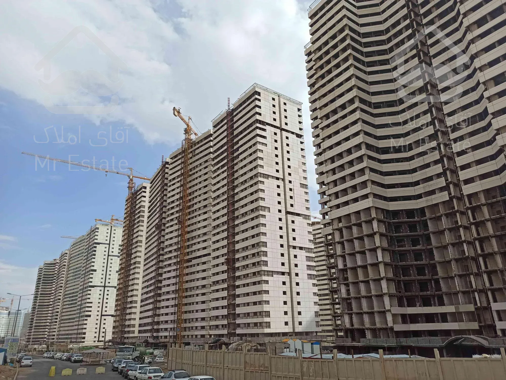 پیش فروش واحد مسکونی دربرج خرازی