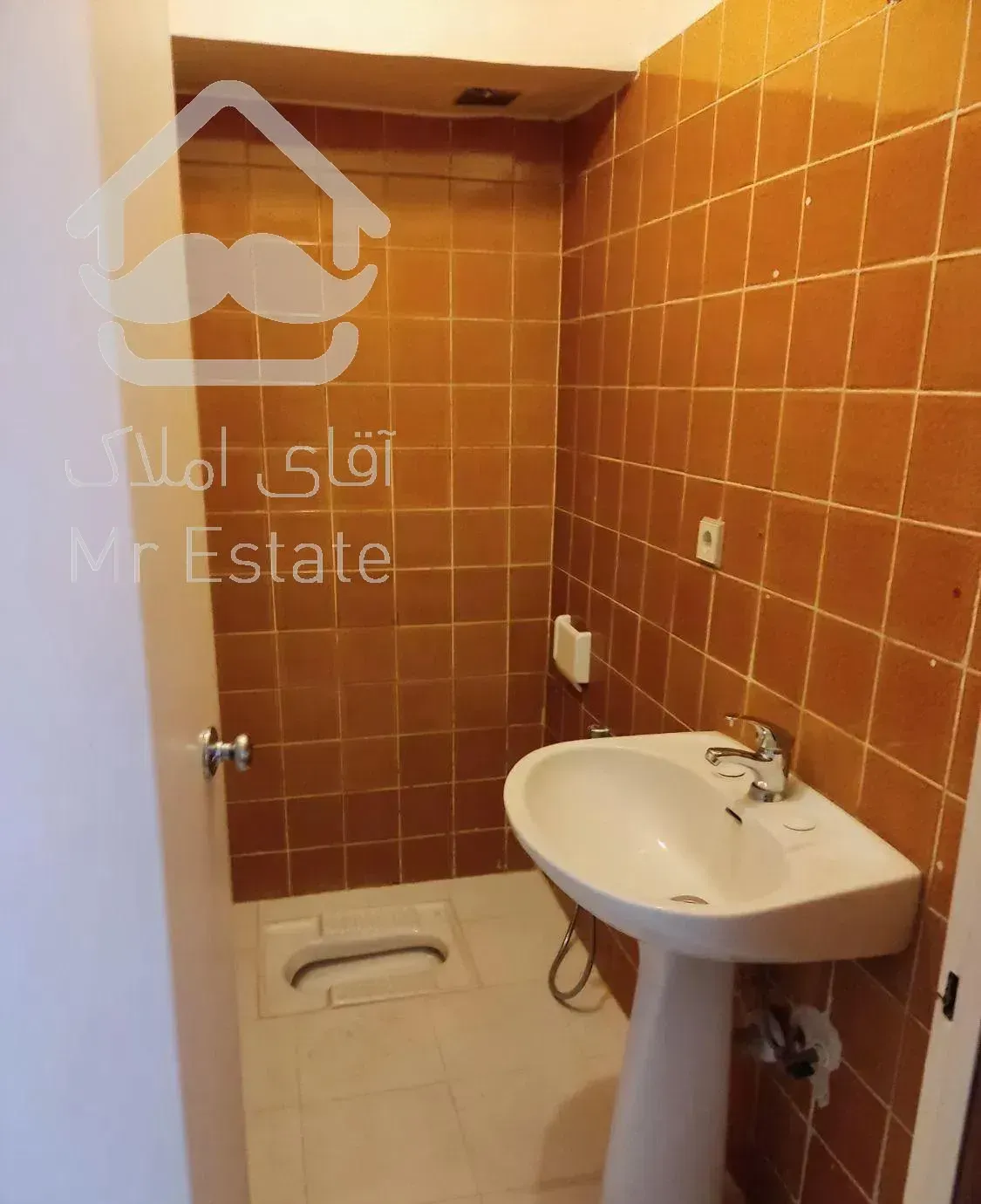 رهن کامل/3خوابه/146متری/بالکندار/قابل تبدیل